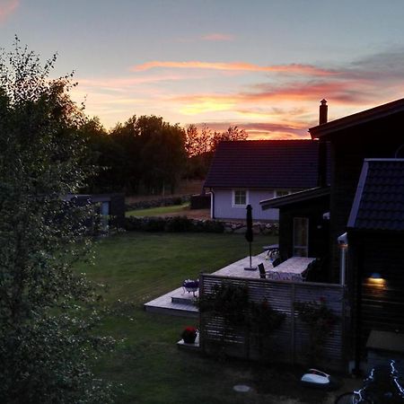 Lilla Mysstuga I Havsnaera วาร์แบร์ก ภายนอก รูปภาพ